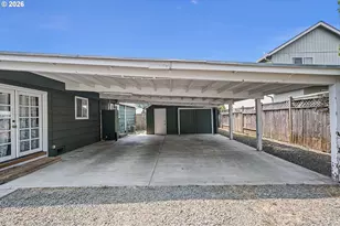 335 Kourt Dr, Eugene, OR 97404 - Photo 25