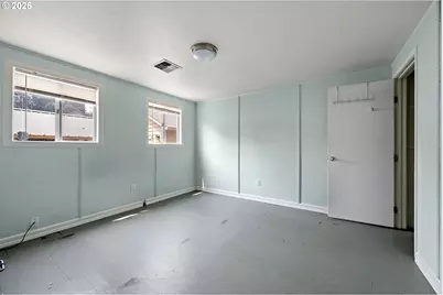 335 Kourt Dr, Eugene, OR 97404 - Photo 21