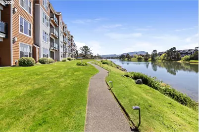 1000 N Holladay Dr #309, Seaside, OR 97138 - Photo 43