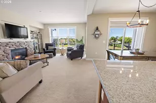 1000 N Holladay Dr, Seaside, OR 97138 - Photo 3