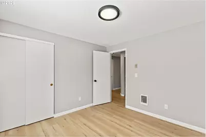10220 NW 24th Ave, Vancouver, WA 98685 - Photo 37
