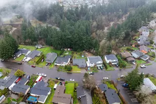 1318 SE Beaver Creek Ln, Troutdale, OR 97060 - Photo 33