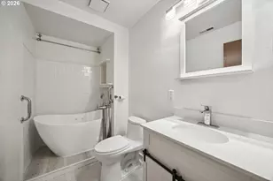 7545 N Edgewater Ave, Portland, OR 97203 - Photo 27