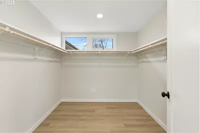 37308 Highway 58, Pleasant Hill, OR 97455 - Photo 11