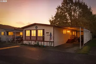 2376 Kingfisher Ln, Kelso, WA 98626 - Photo 3