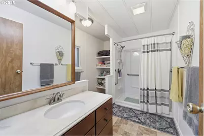 2376 Kingfisher Ln, Kelso, WA 98626 - Photo 17