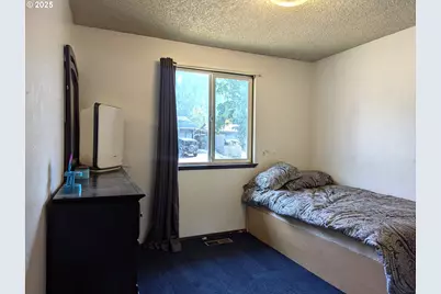 47696 W 1st St, Oakridge, OR 97463 - Photo 13