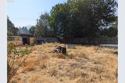 47696 W 1st St, Oakridge, OR 97463 - Photo 19