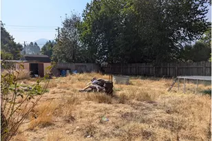 47696 W 1st St, Oakridge, OR 97463 - Photo 19