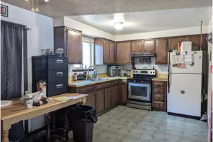 47696 W 1st St, Oakridge, OR 97463 - Photo 5