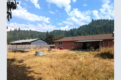 47696 W 1st St, Oakridge, OR 97463 - Photo 17