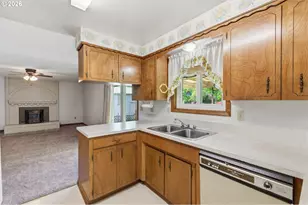 837 SW River Dr, Dallas, OR 97338 - Photo 13