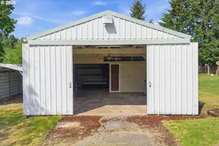 837 SW River Dr, Dallas, OR 97338 - Photo 35