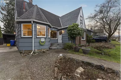 7126 N Ivanhoe St, Portland, OR 97203 - Photo 3