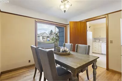 7126 N Ivanhoe St, Portland, OR 97203 - Photo 9