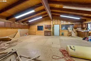 586 NW Loop Rd, White Salmon, WA 98672 - Photo 37