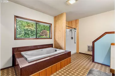 586 NW Loop Rd, White Salmon, WA 98672 - Photo 27