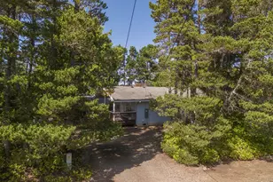 5415 Hacienda Ave, Lincoln City, OR 97367 - Photo 15