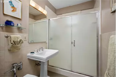 1209 SW 6th Ave, Portland, OR 97204 - Photo 27