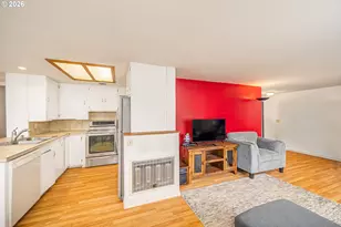 10919 E Mapleton Rd, Mapleton, OR 97453 - Photo 11