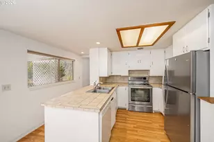 10919 E Mapleton Rd, Mapleton, OR 97453 - Photo 19