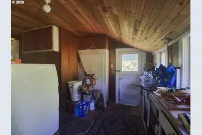 1289 SE Main St, Roseburg, OR 97470 - Photo 27