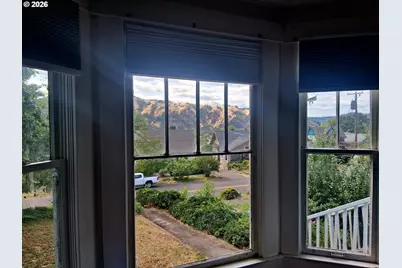 1289 SE Main St, Roseburg, OR 97470 - Photo 7