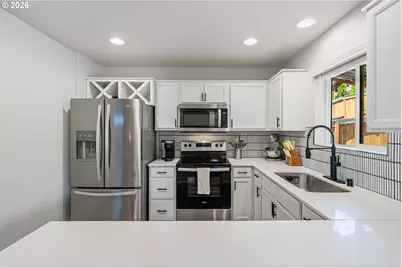 2100 S Meadowlark Loop, Ridgefield, WA 98642 - Photo 11