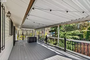 820 NE 168th Pl, Portland, OR 97230 - Photo 37