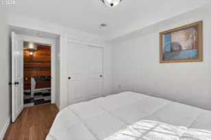 820 NE 168th Pl, Portland, OR 97230 - Photo 35