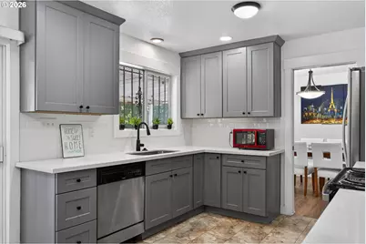 820 NE 168th Pl, Portland, OR 97230 - Photo 13