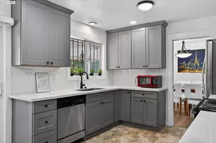 820 NE 168th Pl, Portland, OR 97230 - Photo 13