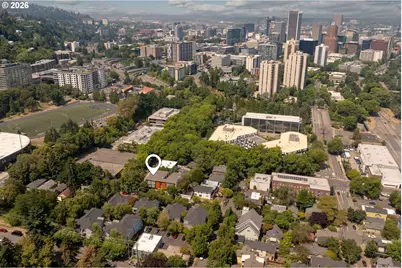 245 SW Meade St #G2, Portland, OR 97201 - Photo 37