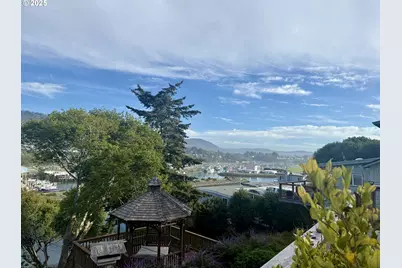 236 Fountain Ct, Brookings, OR 97415 - Photo 25