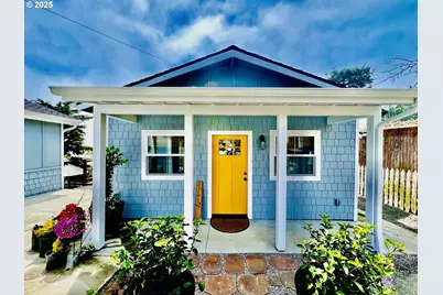 236 Fountain Ct, Brookings, OR 97415 - Photo 15