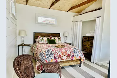 236 Fountain Ct, Brookings, OR 97415 - Photo 21