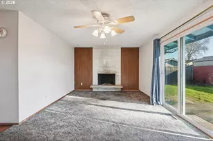 1384 NE 19th St, Gresham, OR 97030 - Photo 7