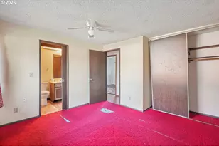 1384 NE 19th St, Gresham, OR 97030 - Photo 11