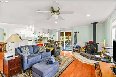 28779 Jager Ln, Junction City, OR 97448 - Photo 13