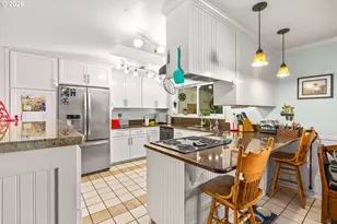 28779 Jager Ln, Junction City, OR 97448 - Photo 9