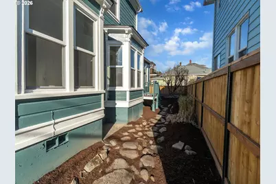1527 SE Clinton St, Portland, OR 97202 - Photo 5
