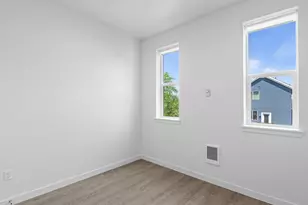 11 NE 55th Ave, Portland, OR 97213 - Photo 13