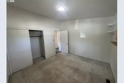 401 3rd St, La Grande, OR 97850 - Photo 9