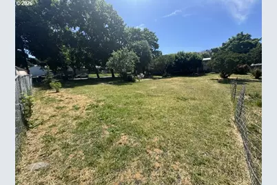 401 3rd St, La Grande, OR 97850 - Photo 33
