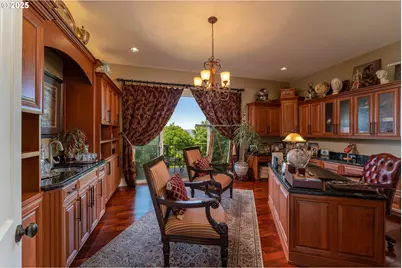 5230 Eola Dr, Salem, OR 97304 - Photo 23