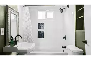 617 SE 8th St, Pendleton, OR 97801 - Photo 11