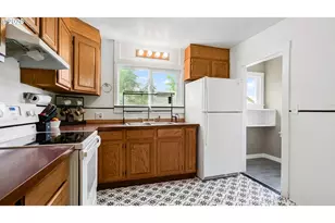 617 SE 8th St, Pendleton, OR 97801 - Photo 7