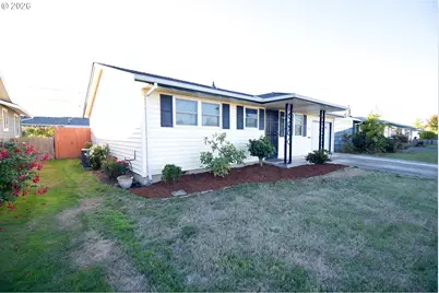 1453 Astor Way, Woodburn, OR 97071 - Photo 19
