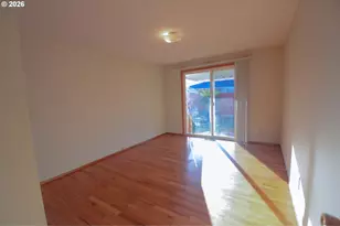 1453 Astor Way, Woodburn, OR 97071 - Photo 7