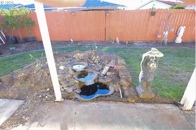 1453 Astor Way, Woodburn, OR 97071 - Photo 15